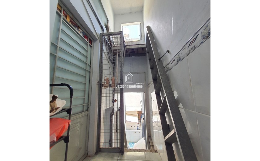 Bán nhà 42m², 4PN, 2WC, Bình Trị Đông B, Bình Tân, 3.4 tỷ, sổ hồng